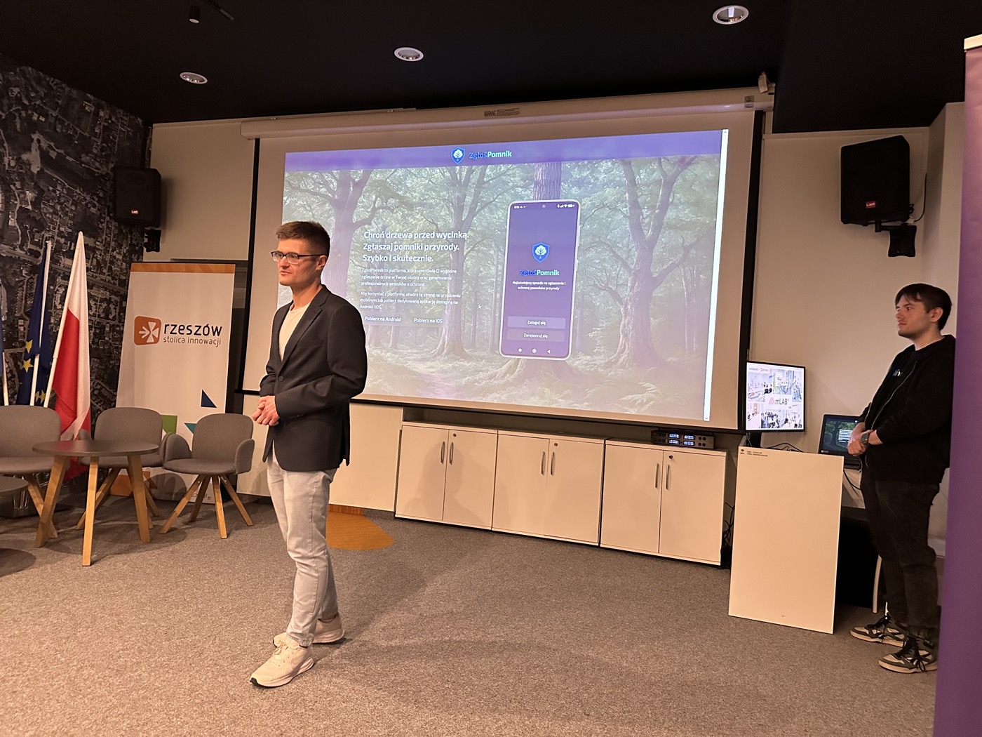 mLab AI 2025
